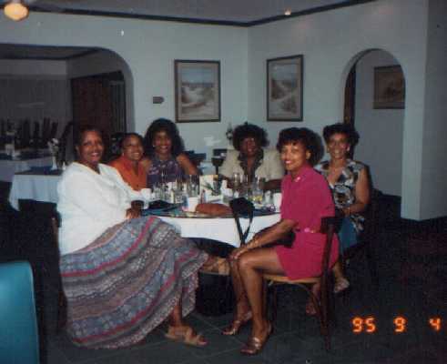 picture of Juanita with friends